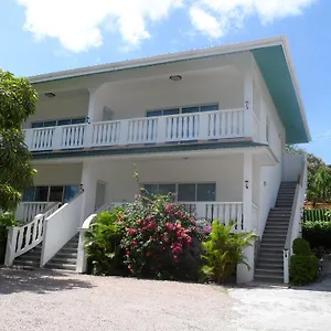 ** Bed & Breakfast Divers Seychelles